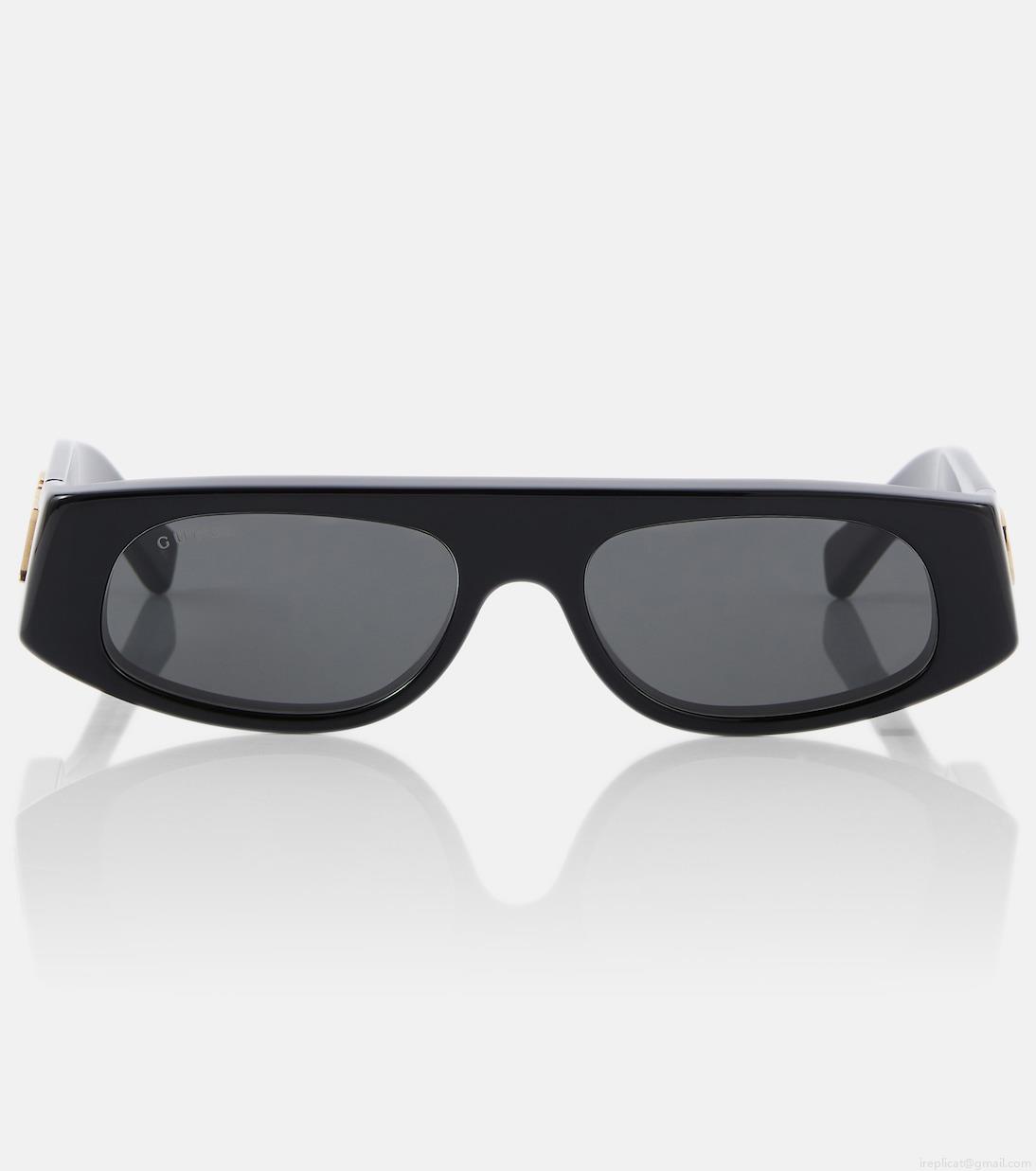 GucciLogo rectangular sunglasses GucciLogo rectangular sunglasses